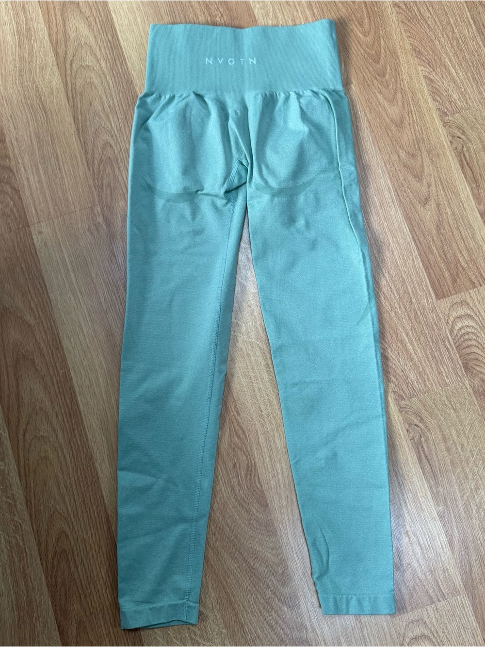 NVGTN High-Waist Leggings in Sage Green